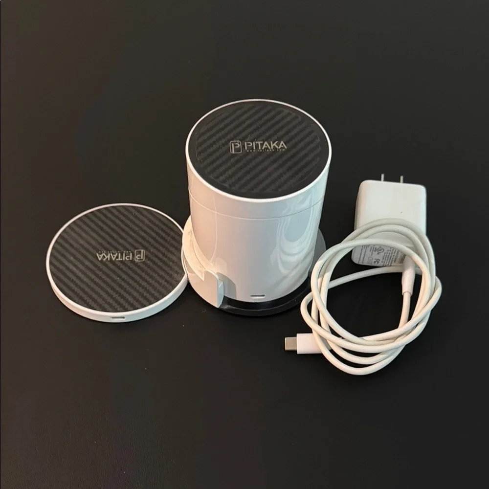 Pitaka Magdock Wireless Charger Set EUC